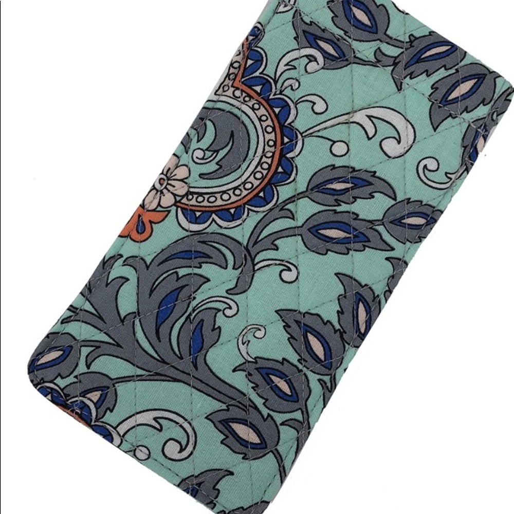 Vera Bradley sunglasses sleeve